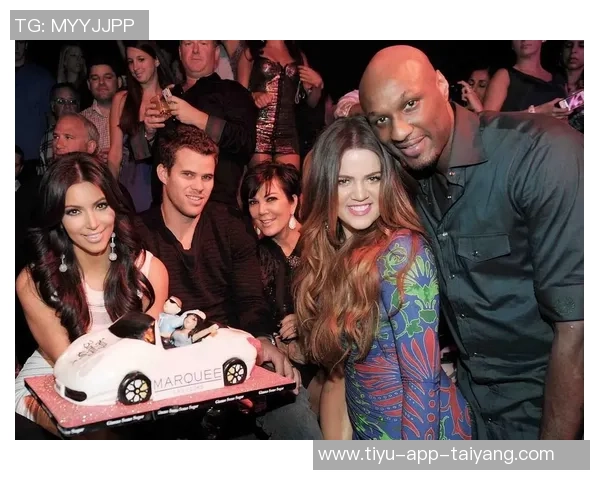 奥多姆谈卡戴珊魅力：真诚的眼神让我忆起母亲温暖